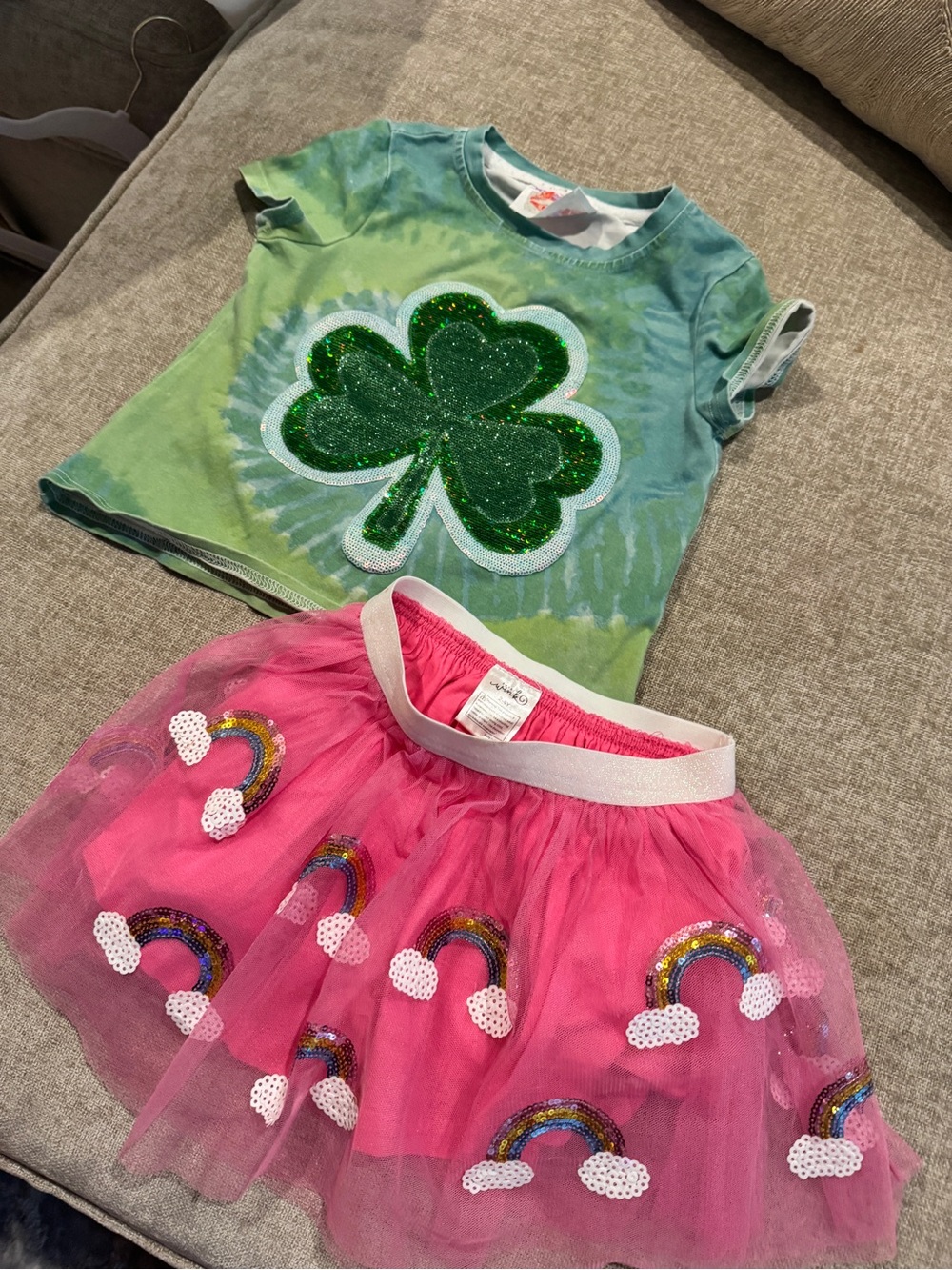 MAGICAL Girls Green Shamrock Tee with BONUS Rainbow Tulle Skirt